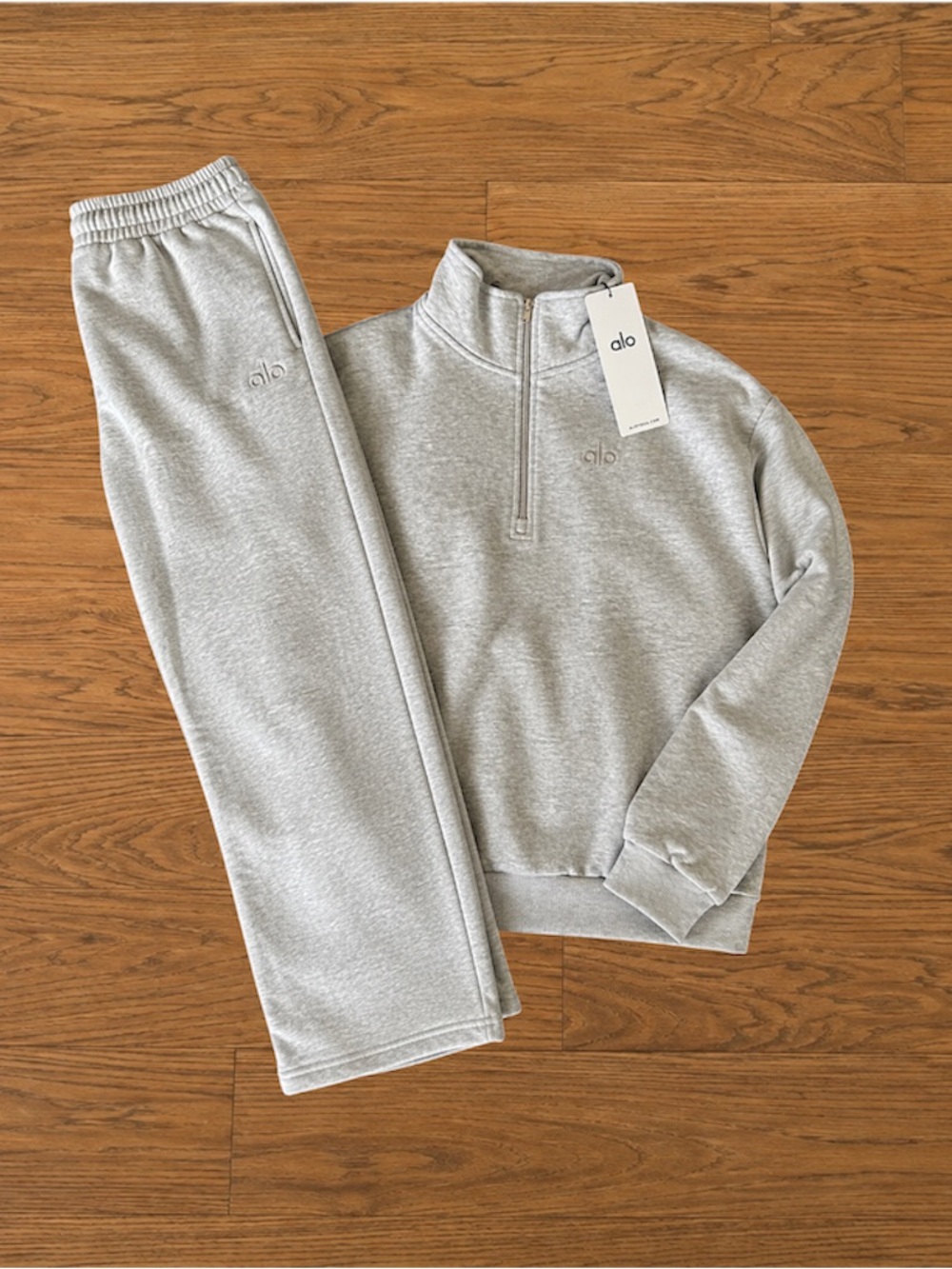 ALO Accolade Heather Gray UNISEX Quarterzip Sweater + Uncuffed Pants Set Size L